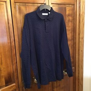 Man’s long sleeve pullover, size XL